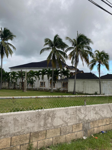 7 Bedroom House For Sale  Corn Piece Road
