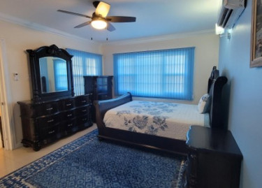 1 Bedroom 1 Bathroom Apartment