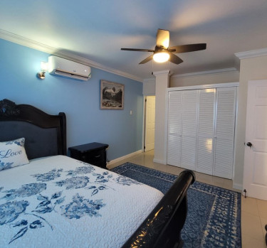 1 Bedroom 1 Bathroom Apartment