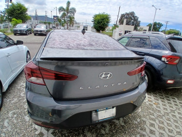 2020 Hyundai Elantra