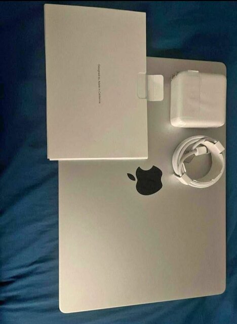 2025 MacBook