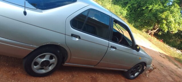 1998 Nissan Bluebird Neg.876-341-6300