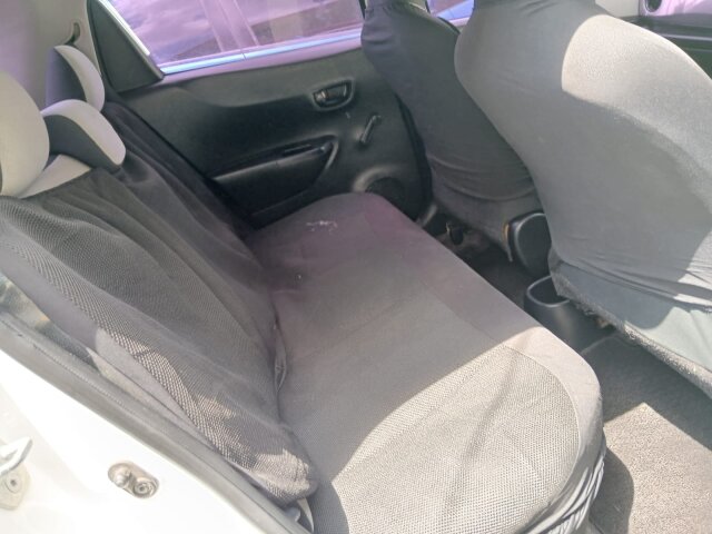 2012 Toyota Vitz $895K 8763188237
