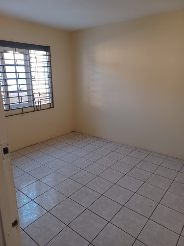 1 Bedroom 1 Bathroom, Shared Kitchen Sink Only.
