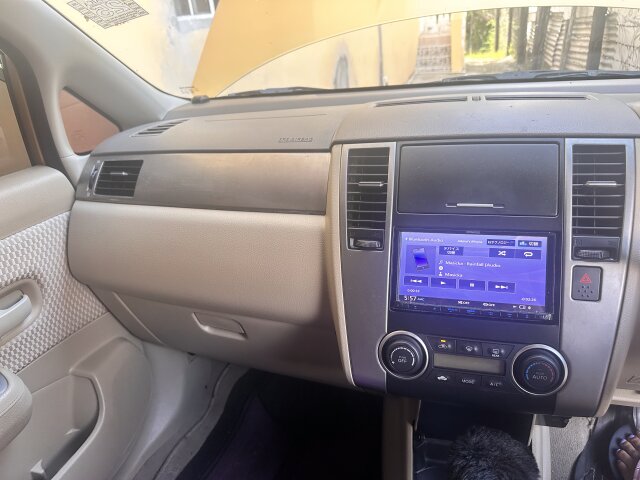 2012 Nissan Tiida Hatchback