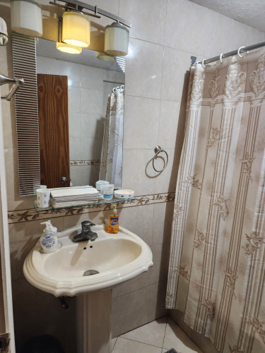 Fully Furnished 1 Bedroom And Bathroom With Kitche