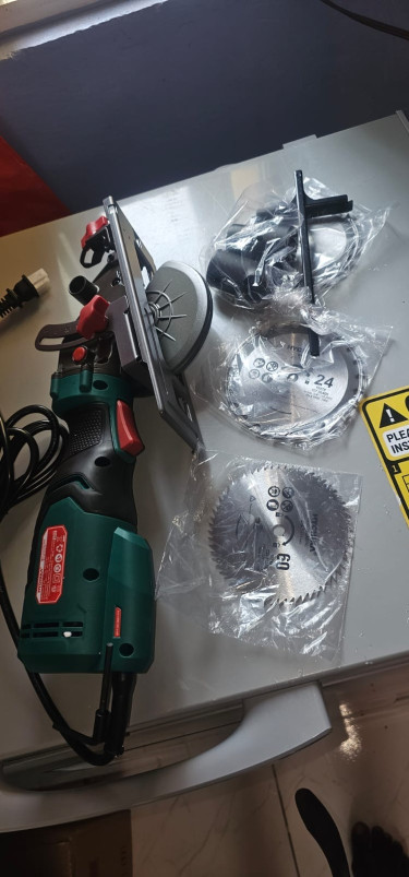 Circular Saw With 3 Blades 