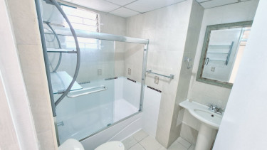 2 Bedroom New Kingston