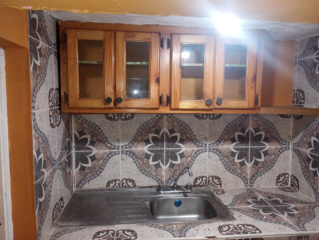 1 Bedroom, Bathroom & Kitchen For Rent