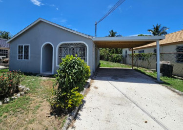 2 Bedroom One Bathroom Recently Renovated