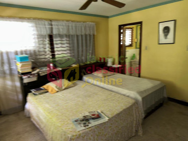 SPRING GARDEN  5 Bedroom 4 BATH 0.8 ACRES