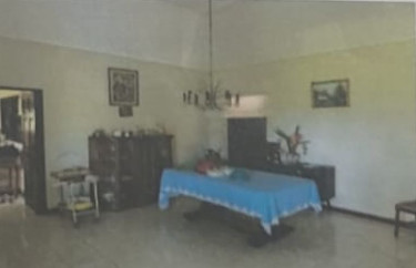 SPRING GARDEN  5 Bedroom 4 BATH 0.8 ACRES
