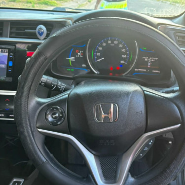 2015 Honda Fit HYBRID 
