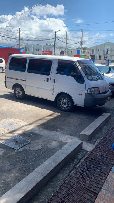 2010 Mazda Bongo (Gas Engine/Automatic)