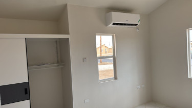 2 Bedroom 1 Bathroom 
