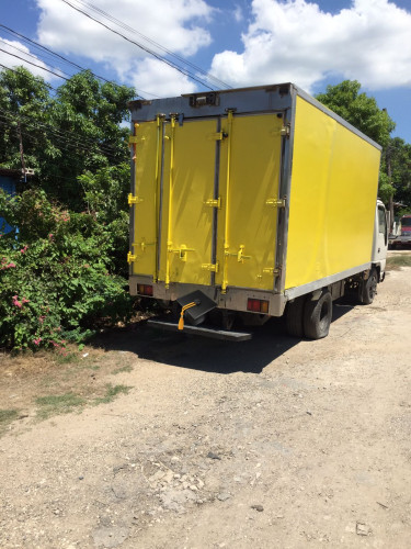 5 Ton Box Truck