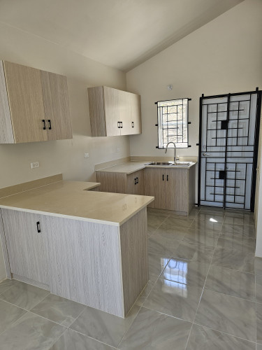  2 Bedroom Camelot House For Rent
