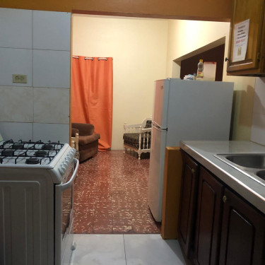 1 Bedroom Shared Facilities For Female