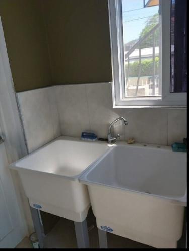 1 Bedroom Shared Facilities For Female