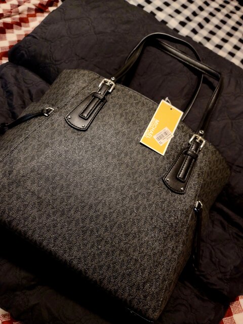MICHEAL KORS SATCHEL