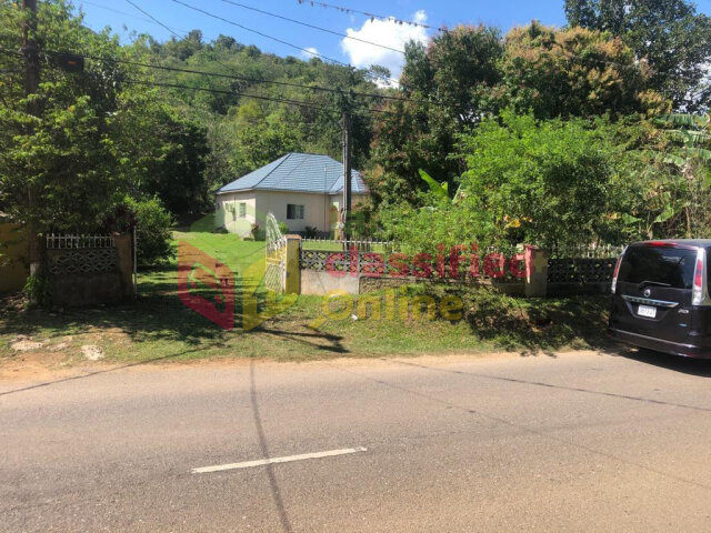 WHITE HALL 4 BEDROOM 2 BATH HOUSE 1.5 ACRES