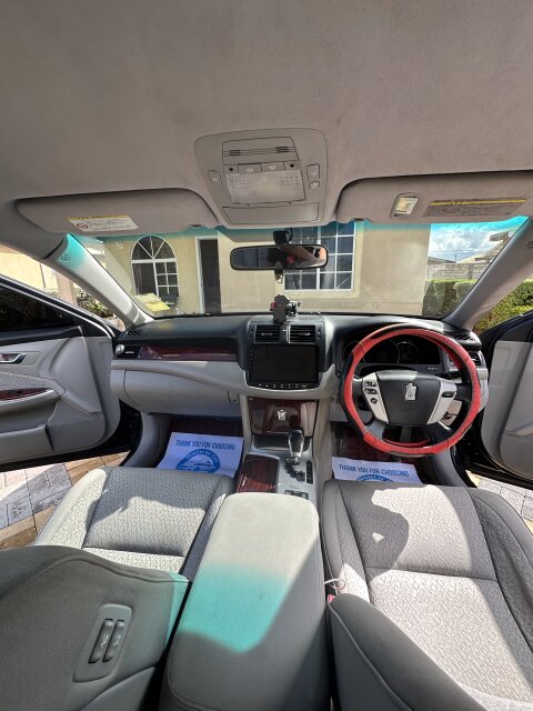 2012 Toyota Crown