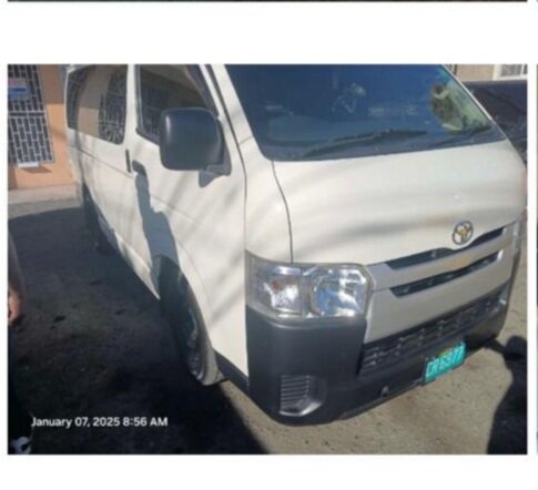 2016 Hiace Bus