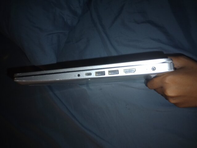 COMPUTER FOR SALE (NEGOTIABLE PRICE)