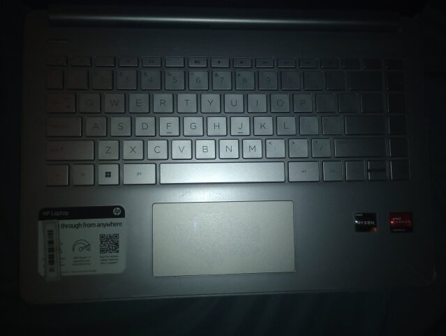 COMPUTER FOR SALE (NEGOTIABLE PRICE)
