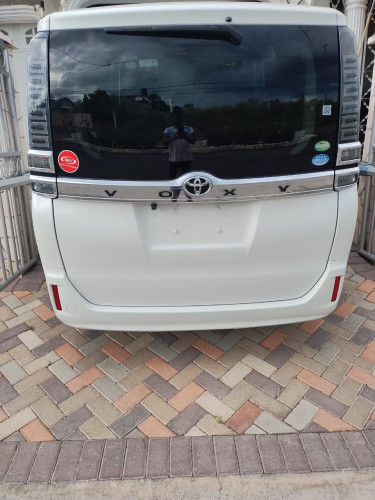 2018 Toyota Voxy 