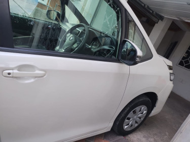 2018 Toyota Voxy 