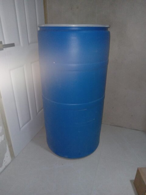 Two Empty Barrels – Ready Fi Full Up!