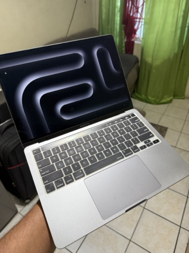 MacBook Pro (Late 2020) M1