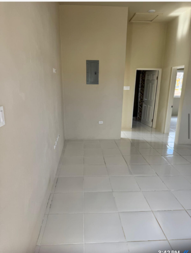 2 Bedrooms 1Bathroom