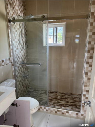 2 Bedrooms 1Bathroom