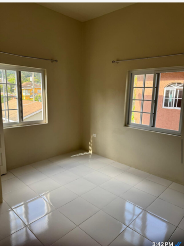 2 Bedrooms 1Bathroom