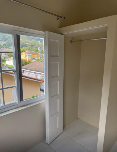 2 Bedrooms 1Bathroom