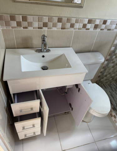2 Bedrooms 1Bathroom