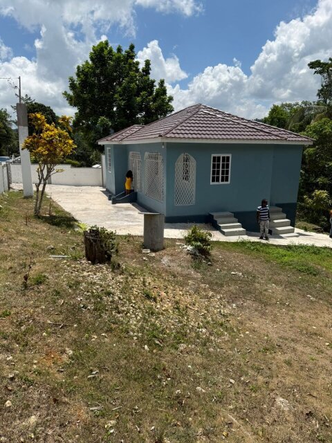 3 Bedroom House For Sale