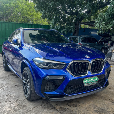 2023 BMW X6 M 