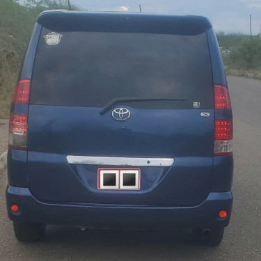 2006 Toyota Noah X 