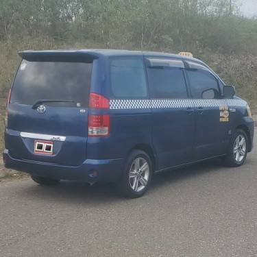 2006 Toyota Noah X 