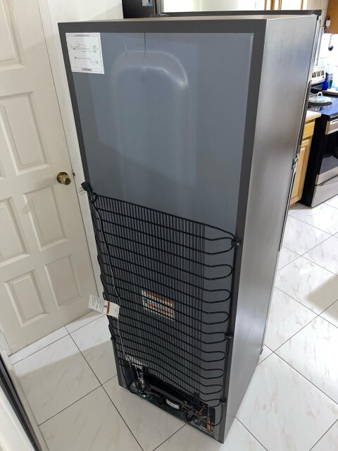 LIKE NEW USED 14.5 Cubic Foot Whirlpool Fridge