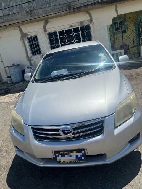 2011 AXIO