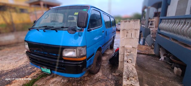 1995 Hiace Bus