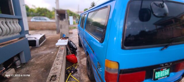 1995 Hiace Bus