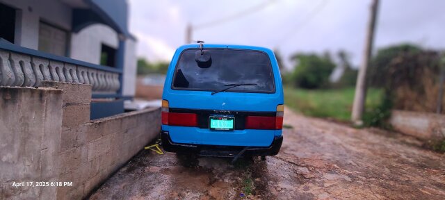 1995 Hiace Bus