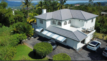 5 Bedroom 5 Baths 