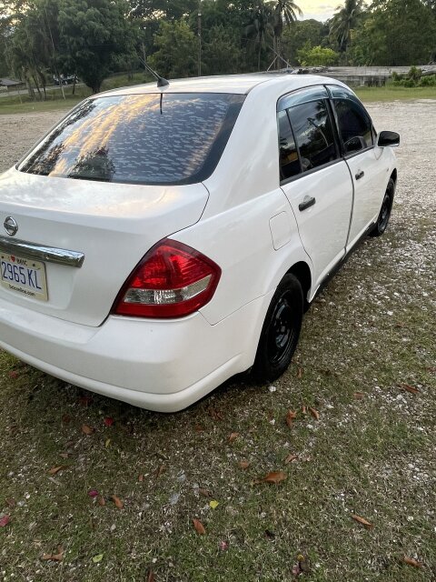 2010 Nissan Tida