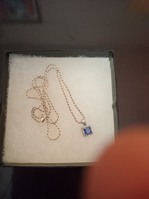 Exquisite Silver Chain With Blue Pendant